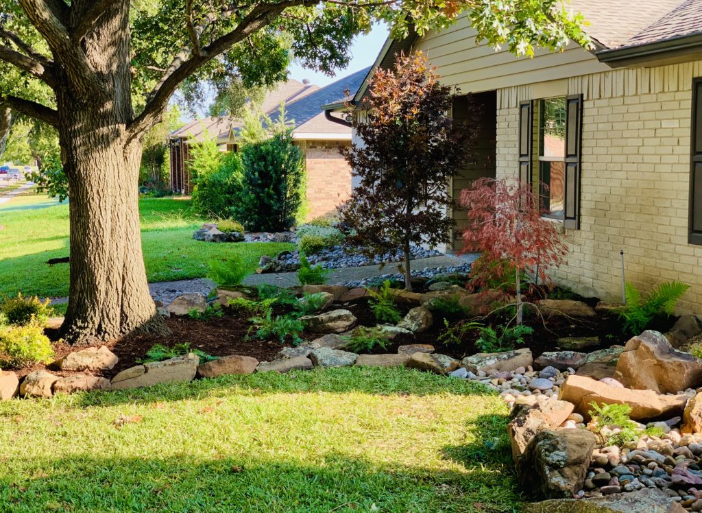 Why choose professional landscaper
